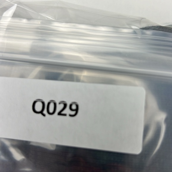 Lululemon Men's  Blue Long Sleeve Mock ¼ Zip Knit Sweater - Picture 9 of 9